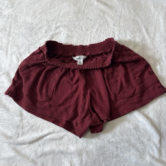 Aeropostale Pants - Aero Ribbed Pull-On Shorts in Deep Burgundy